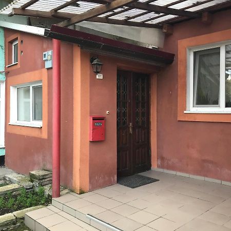 Уютная Квартира В Центре Старого Города! Kamianets-Podilskyi Luaran gambar